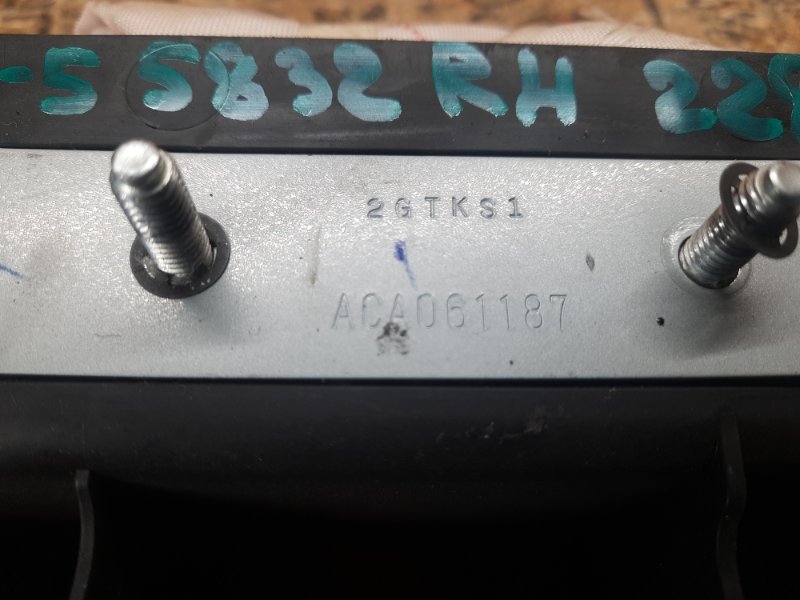 Подушка безопасности в сиденье правая CX-5 (KE) 11-17 2014 Внедорожник 2.5 Подушка безопасности в сиденье правая CX-5 (KE) 11-17 2014 Внедорожник 2.5