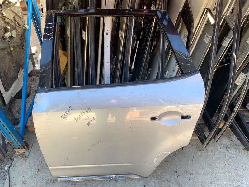 Дверь задняя левая MURANO Z50 02-07