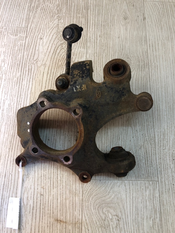 Цапфа задняя правая SANTA FE (CM) 05-12 CM