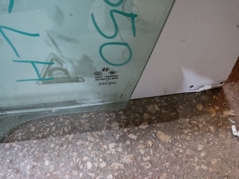 Стекло двери переднее левое SONATA YF 10-14 Стекло двери переднее левое SONATA YF 10-14