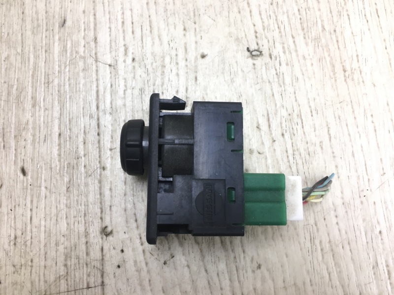 Блок управления зеркалами ROGUE 08-15 2010 S35 2.5 QR25DE