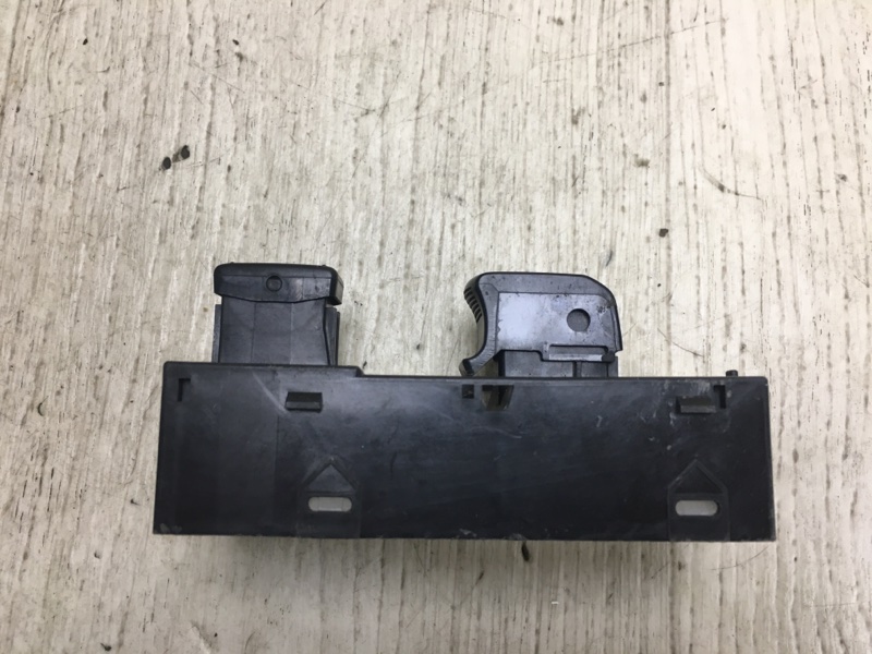 Кнопка стеклоподъемника NISSAN ROGUE 08-15 S35 2.5 QR25DE
