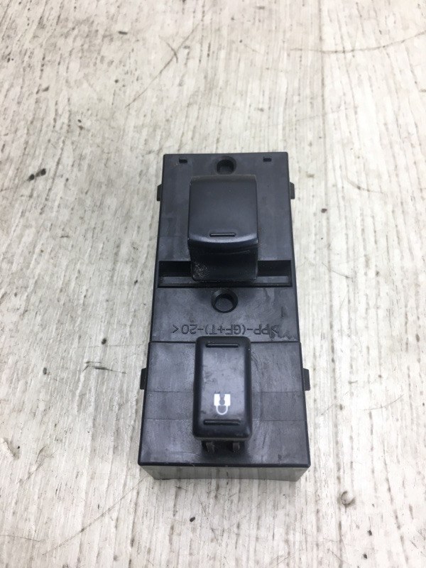 Кнопка стеклоподъемника ROGUE 08-15 2010 S35 2.5 QR25DE