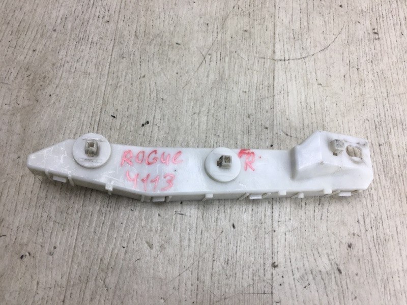 Кронштейн переднего бампера (на крыле) правый NISSAN ROGUE 08-15 2010 S35 2.5 QR25DE 62222-JM00A Б/У