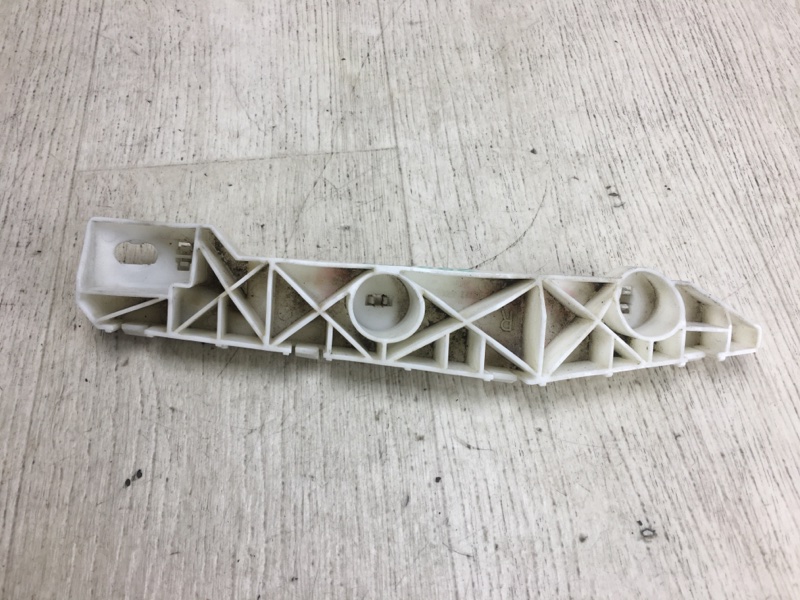 Кронштейн переднего бампера (на крыле) правый ROGUE 08-15 2010 S35 2.5 QR25DE