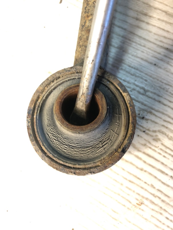 Рычаг задней подвески продольный левый SANTA FE (CM) 05-12 CM