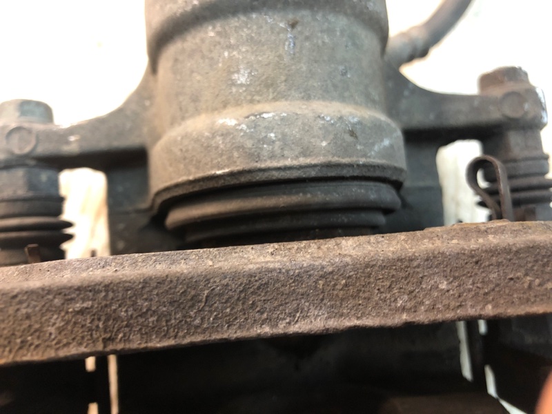 Суппорт тормозной задний правый SANTA FE (CM) 05-12 CM