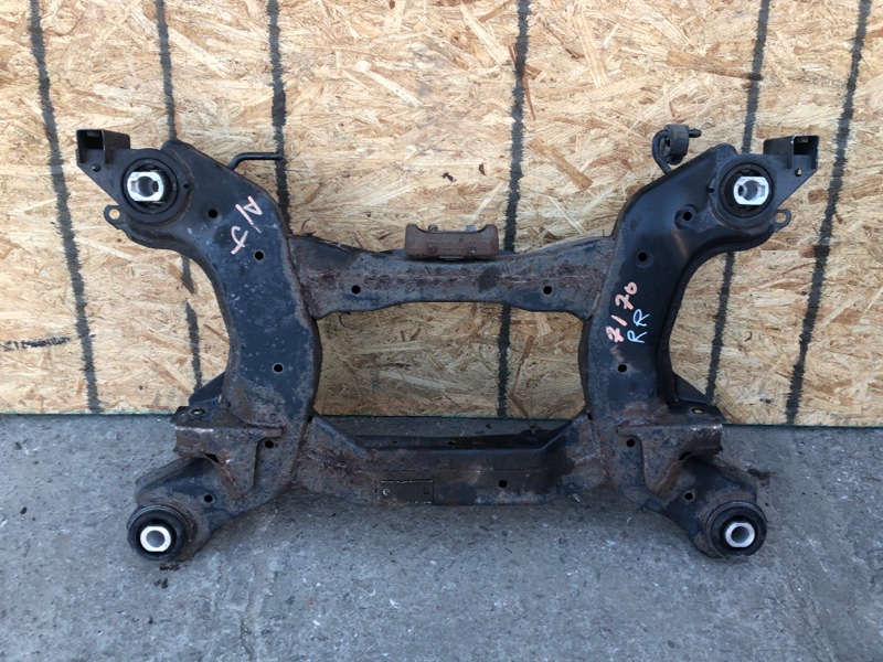 Балка задней подвески RDX 06-12 2008 Внедорожник 2.3 Балка задней подвески RDX 06-12 2008 Внедорожник 2.3