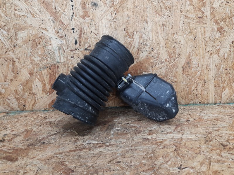 Патрубок воздушного фильтра SIENNA 11-16 2015 Минивэн 3.5 2GR-FE