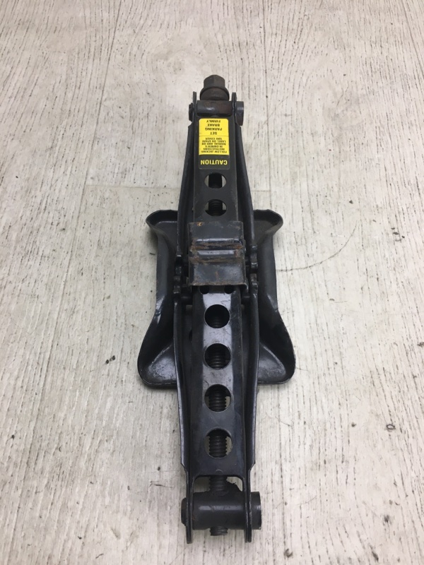 Домкрат ROGUE 08-15 2010 S35 2.5 QR25DE