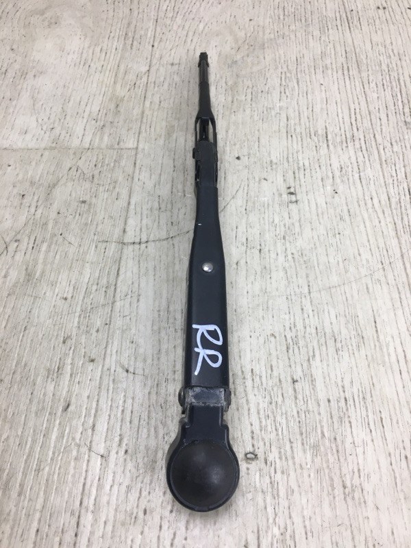 Поводок стеклоочистителя задний PATRIOT 10-17 2014 MK74 2.4 ED3