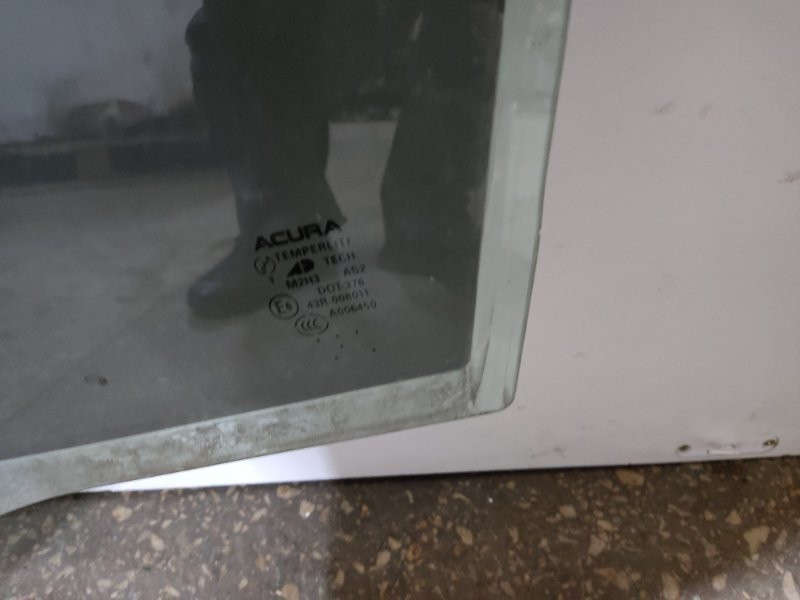 Стекло двери переднее левое MDX (YD2) 06-13 2007 YD2 3.7