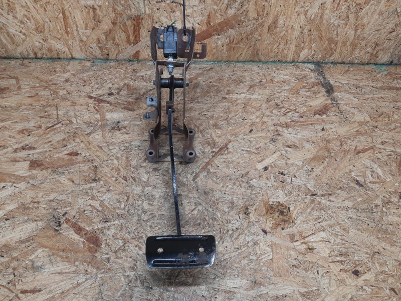 Педаль тормоза SUBARU OUTBACK 09-14 BR 2010 2.5 EJ253 36012AJ09A Б/У