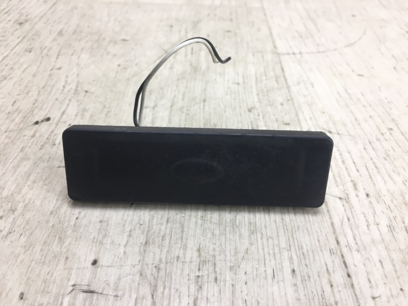 Кнопка открывания багажника наружная HYUNDAI SONATA YF 10-14 2011 YF 2.4 G4KJ 81260-3S000 Б/У