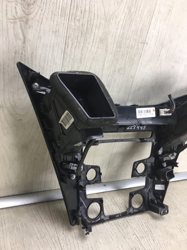 Накладка торпедо под магнитолу SONATA YF 10-14 2011 YF 2.4 G4KJ