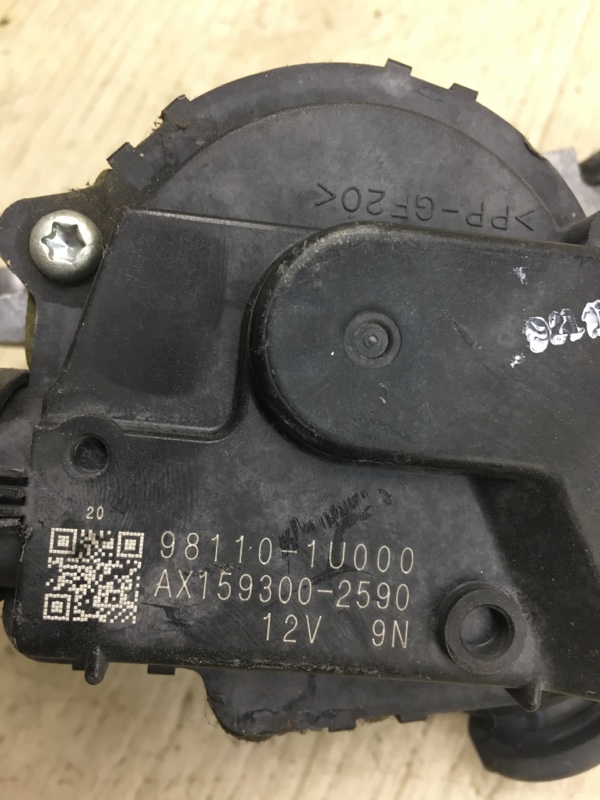 Моторчик стеклоочистителя передний SONATA YF 10-14 2011 YF 2.4 G4KJ