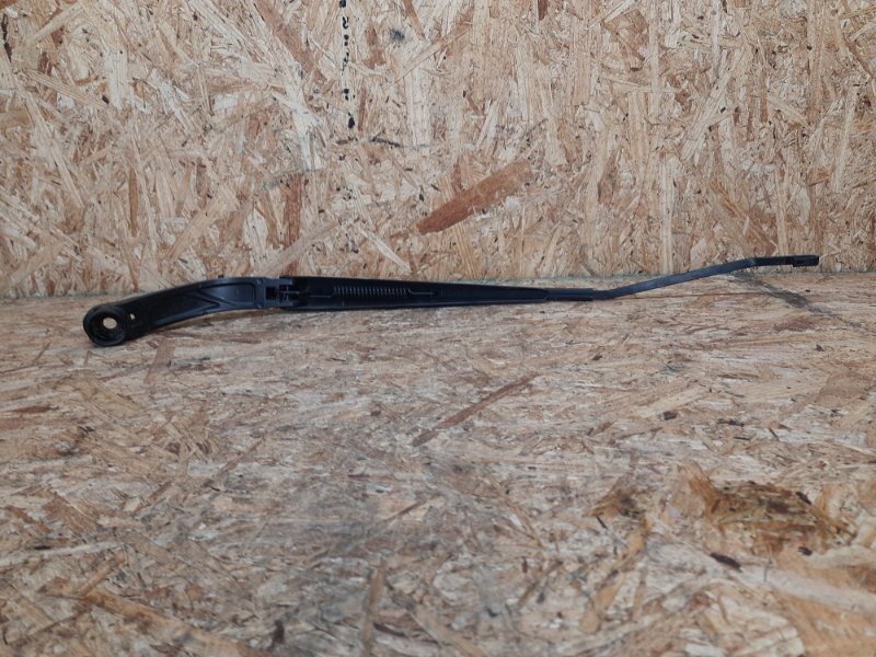 Поводок стеклоочистителя передний правый SUBARU OUTBACK 09-14 BR 2.5 EJ253 Поводок стеклоочистителя передний правый SUBARU OUTBACK 09-14 BR 2.5 EJ253