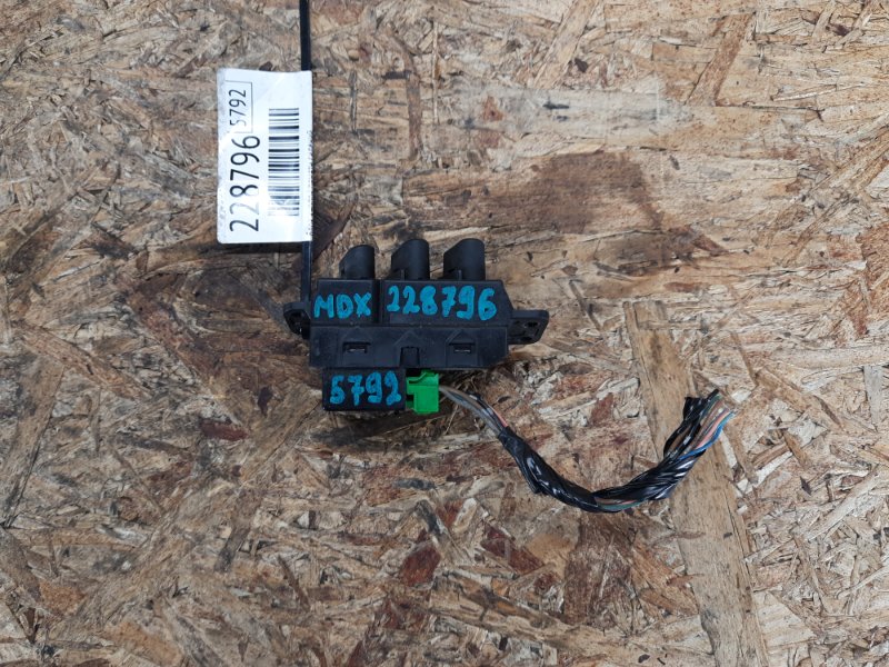 Блок кнопок памяти сидений передний левый ACURA MDX (YD2) 06-13 2009 Внедорожник 3.7 J37A1 35961-STX-A01ZA Б/У