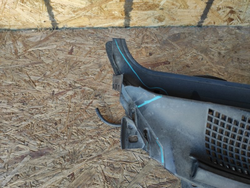 Пластик под лобовое стекло / Жабо QX60/JX35 12-20 2013 Внедорожник 3.5 Пластик под лобовое стекло / Жабо QX60/JX35 12-20 2013 Внедорожник 3.5