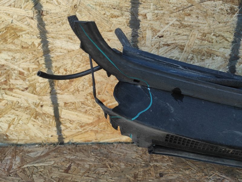 Пластик под лобовое стекло / Жабо QX60/JX35 12-20 2013 Внедорожник 3.5 Пластик под лобовое стекло / Жабо QX60/JX35 12-20 2013 Внедорожник 3.5