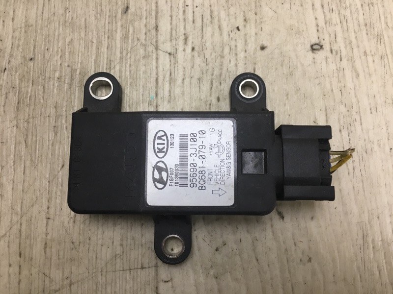 Датчик ESP KIA FORTE/CERATO TD 08-13 2013 TD 2.0 G4KD 95690-3J100 Б/У