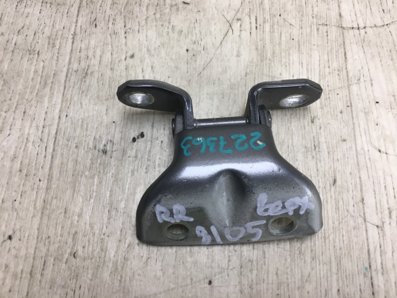 Запчасть петля двери верхняя задняя правая KIA FORTE/CERATO TD 08-13 2013 TD 2.0 G4KD 79420-2D000 Б/У Петля двери верхняя задняя правая KIA FORTE/CERATO TD 08-13 2013 TD 2.0 G4KD 79420-2D000 Б/У