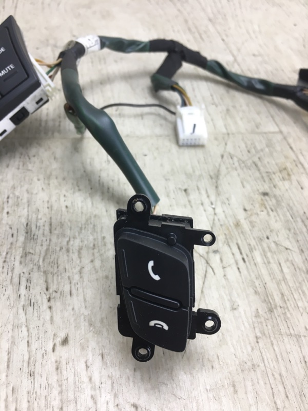 Кнопки на руль FORTE/CERATO TD 08-13 2013 TD 2.0 G4KD