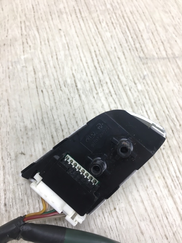 Кнопки на руль FORTE/CERATO TD 08-13 2013 TD 2.0 G4KD