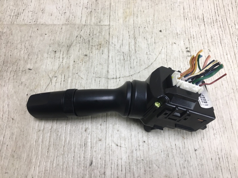 Подрулевой переключатель правый FORTE/CERATO TD 08-13 2013 TD 2.0 G4KD Подрулевой переключатель правый FORTE/CERATO TD 08-13 2013 TD 2.0 G4KD