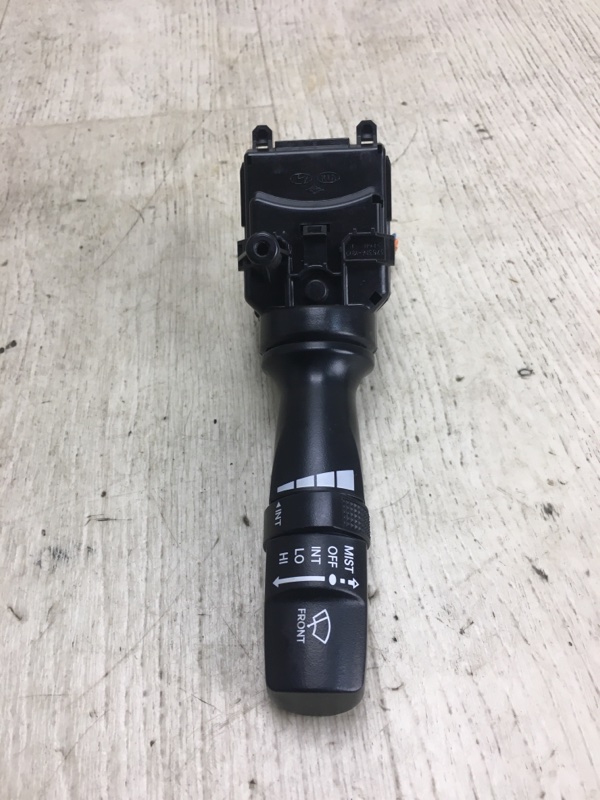 Подрулевой переключатель правый FORTE/CERATO TD 08-13 2013 TD 2.0 G4KD Подрулевой переключатель правый FORTE/CERATO TD 08-13 2013 TD 2.0 G4KD