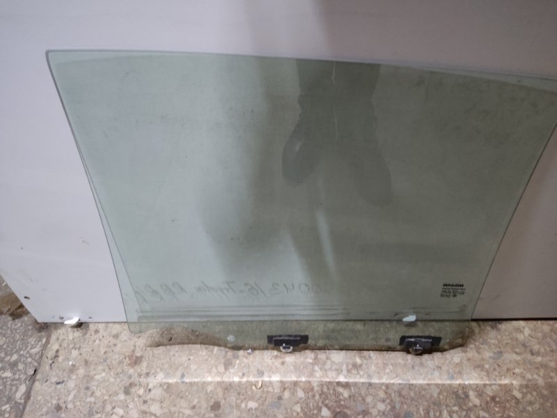 Стекло двери заднее правое NISSAN TIIDA/VERSA C11 04-11 Стекло двери заднее правое NISSAN TIIDA/VERSA C11 04-11