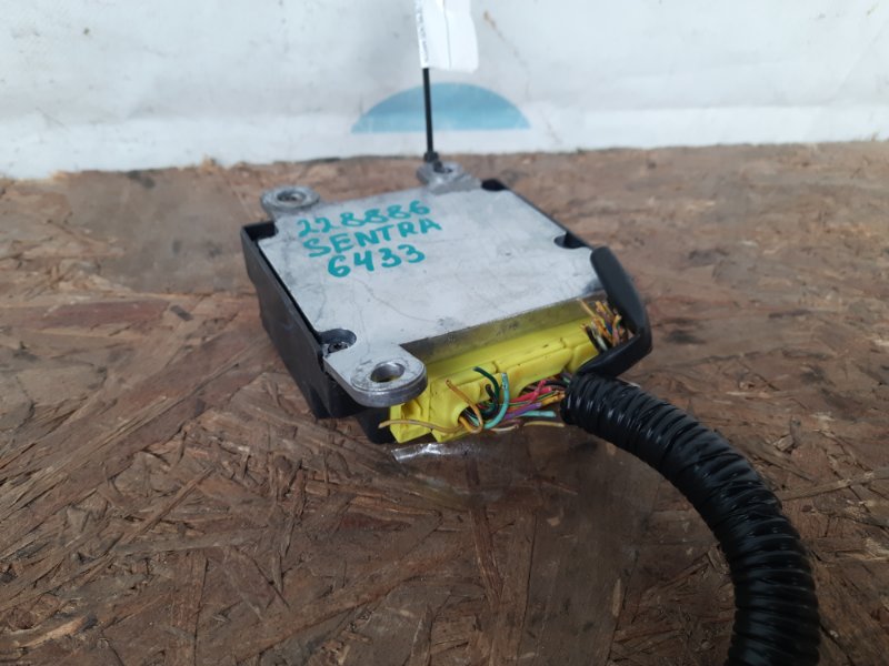 Блок управления AIRBAG NISSAN SENTRA B17 12-21 Седан 1.8