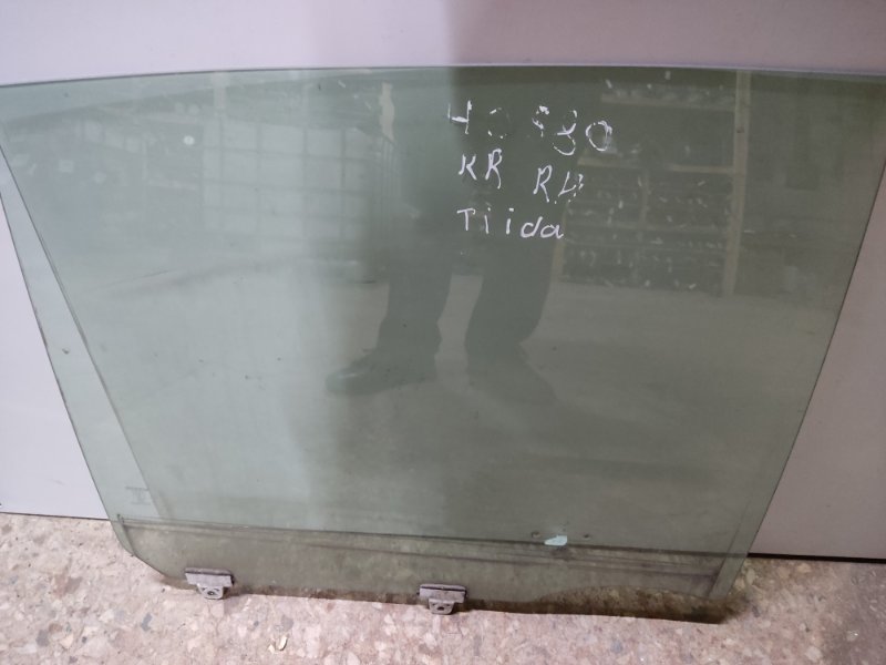 Стекло двери заднее правое NISSAN TIIDA/VERSA C11 04-11 82300-EL000 Б/У