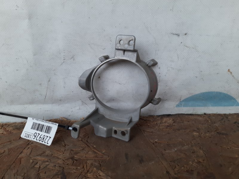 Накладка противотуманной фары левая 3 BK 03-08 2004 Седан 2.3 Накладка противотуманной фары левая 3 BK 03-08 2004 Седан 2.3