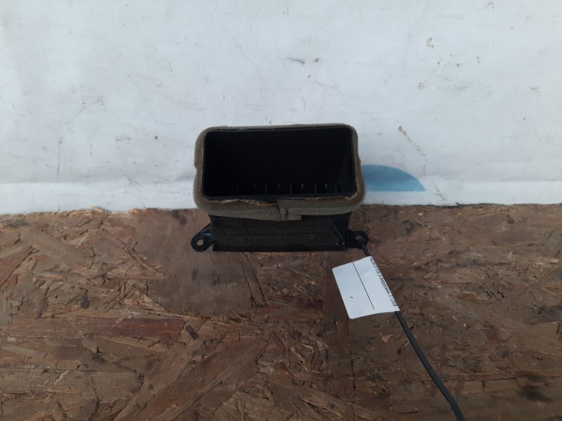 Дефлектор воздушный левый MAZDA CX-9 06-16 Внедорожник 3.7 Дефлектор воздушный левый MAZDA CX-9 06-16 Внедорожник 3.7