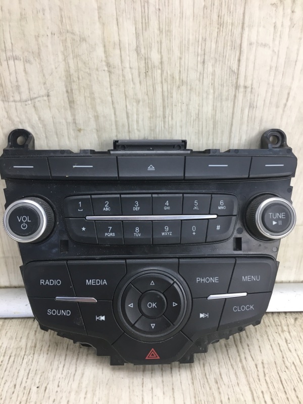 Блок управления мультимедиа FOCUS 10-18 2015 CB8 2.0 XQDA Блок управления мультимедиа FOCUS 10-18 2015 CB8 2.0 XQDA