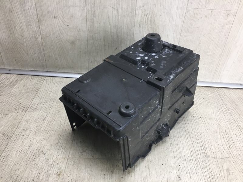 Короб аккумулятора FOCUS 10-18 2015 CB8 2.0 XQDA