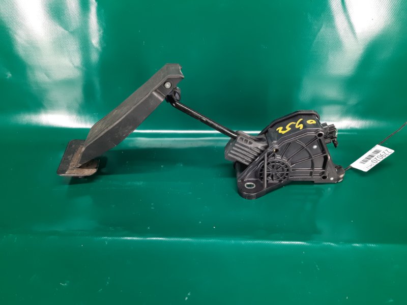 Педаль газа RL 05-12 2008 Седан 3.5 Педаль газа RL 05-12 2008 Седан 3.5