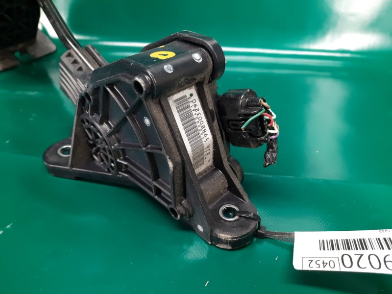 Педаль газа RL 05-12 2008 Седан 3.5 Педаль газа RL 05-12 2008 Седан 3.5