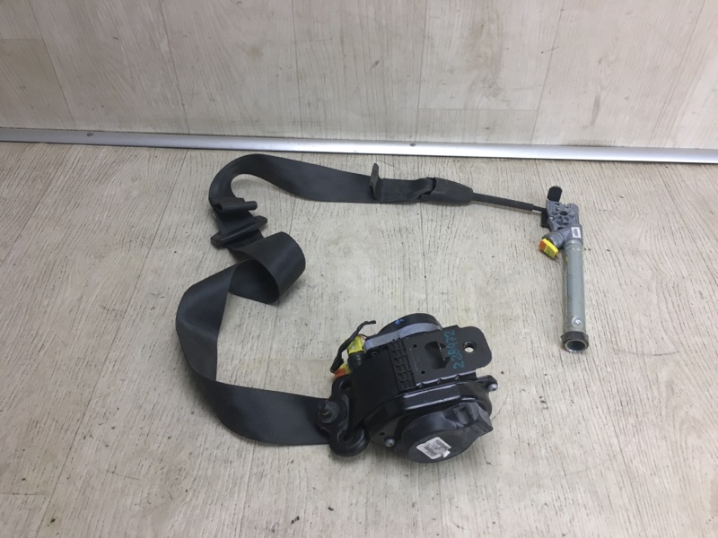 Ремень безопасности передний правый FORD FOCUS 10-18 2015 CB8 2.0 XQDA DM5Z-54611B08-DB Б/У