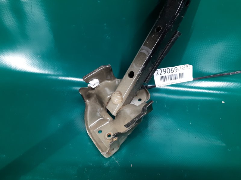 Петля крышки багажника правая ACURA TLX 14-17 Седан 2.4