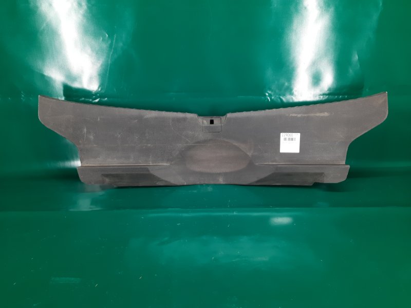 Накладка панели багажника внутренняя ACURA TLX 14-17 2015 Седан 2.4 84640-TZ3-A10ZA Б/У