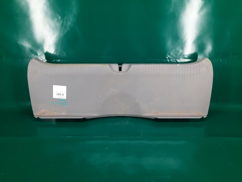 Накладка панели багажника внутренняя ACURA RL 05-12 2008 Седан 3.5 84640-SJA-A01ZA Б/У
