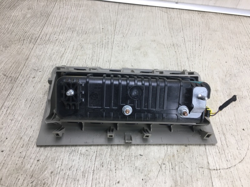 Подушка безопасности в колени левая FOCUS 10-18 2015 CB8 2.0 XQDA