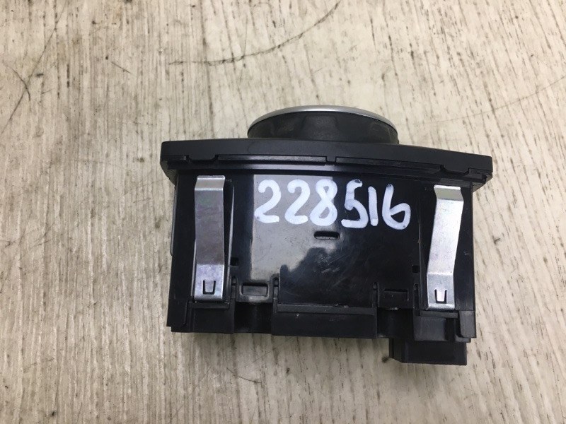 Блок управления освещением FOCUS 10-18 2015 CB8 2.0 XQDA