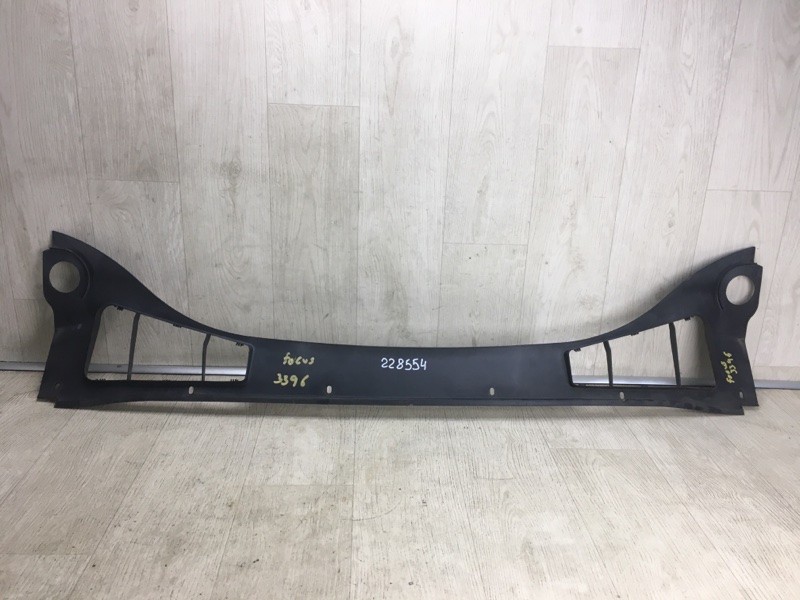 Пластик под лобовое стекло / Жабо FORD FOCUS 10-18 2015 CB8 2.0 XQDA CV6Z-58018A16-A Б/У