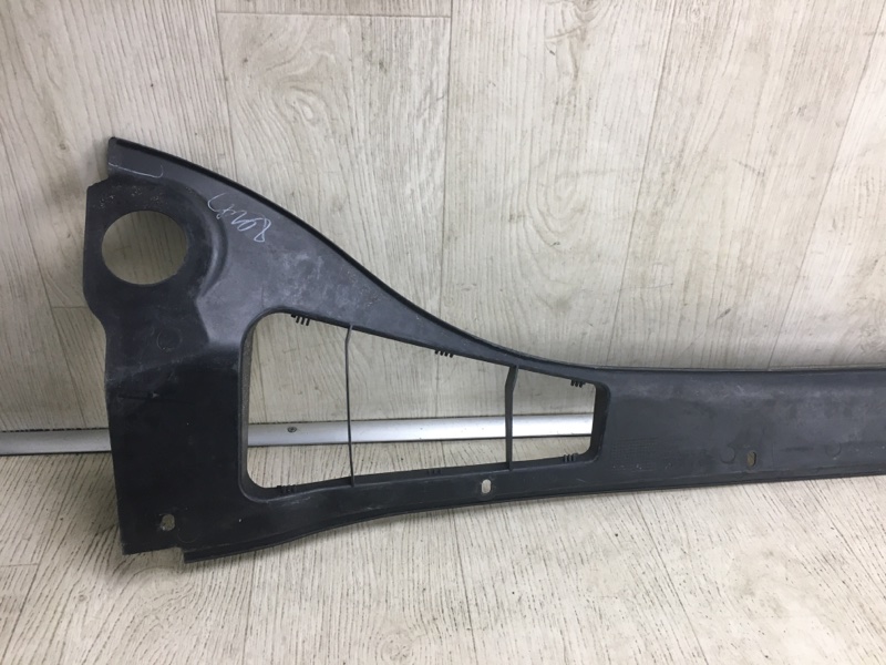 Пластик под лобовое стекло / Жабо FOCUS 10-18 2015 CB8 2.0 XQDA