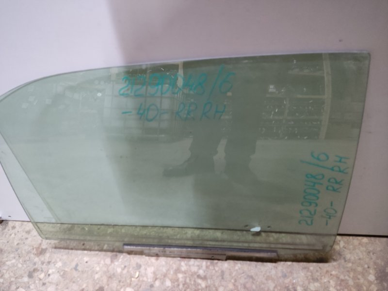 Запчасть стекло двери заднее правое TOYOTA CAMRY 40 06-11 68103-06090 Б/У Стекло двери заднее правое TOYOTA CAMRY 40 06-11 68103-06090 Б/У