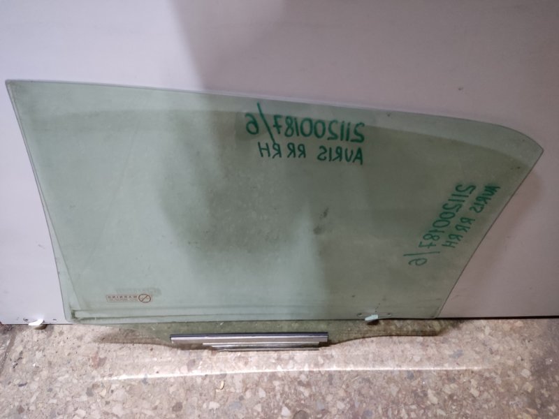 Стекло двери заднее правое TOYOTA AURIS 06-12