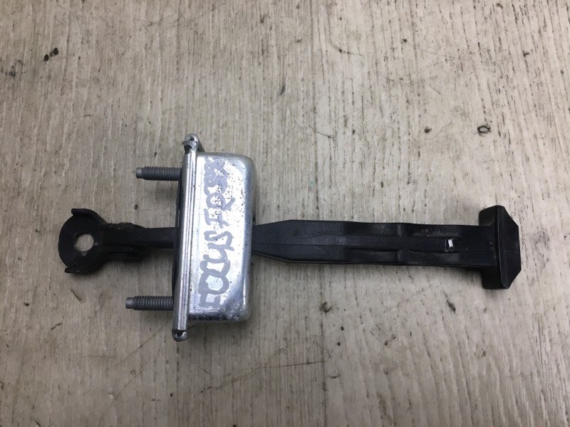Ограничитель двери передний правый FORD FOCUS 10-18 2015 CB8 2.0 XQDA CP9Z-5823500-A Б/У